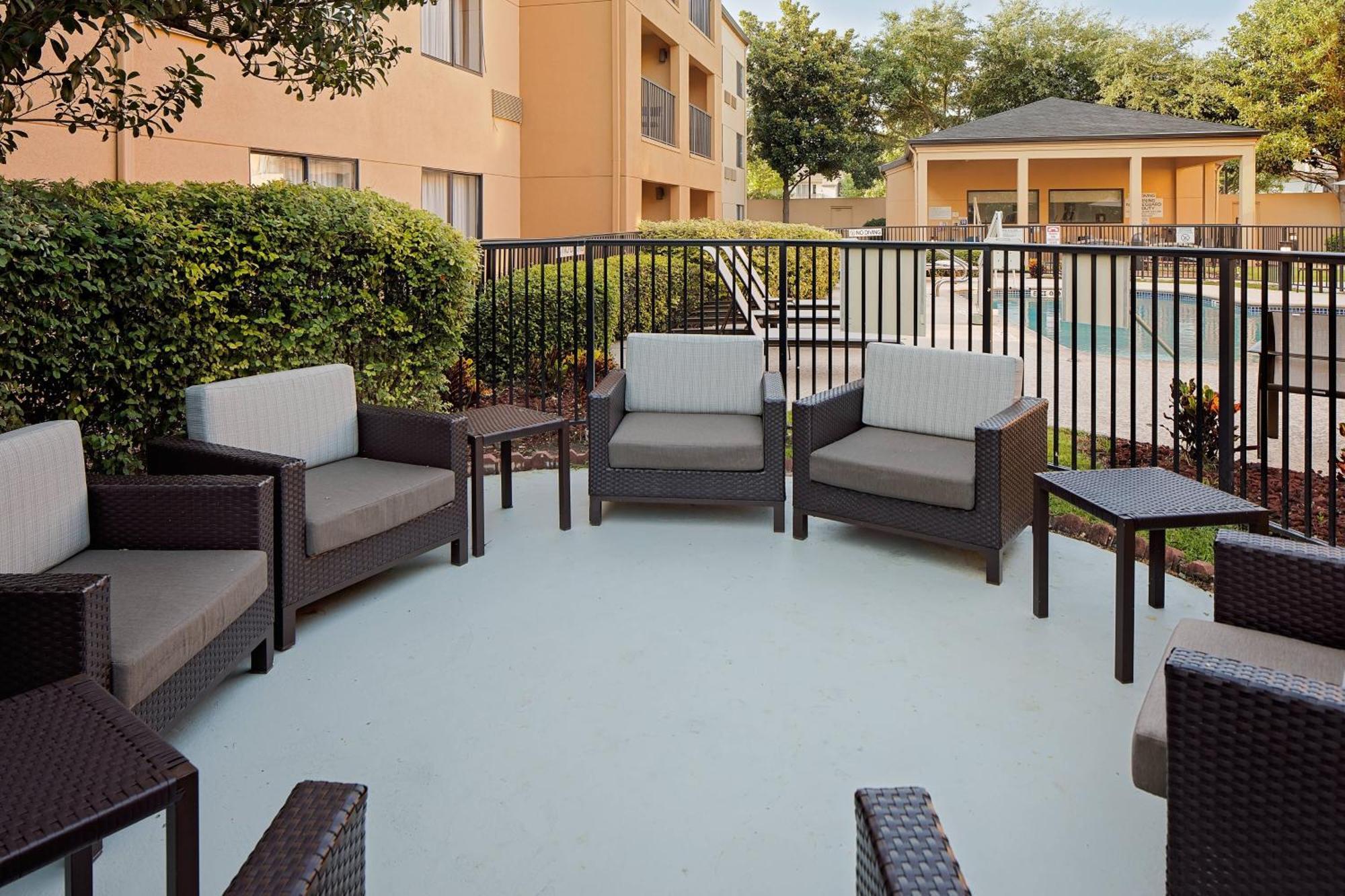 Courtyard Houston Westchase Exterior foto